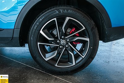 2023 MG ZS - Thumbnail