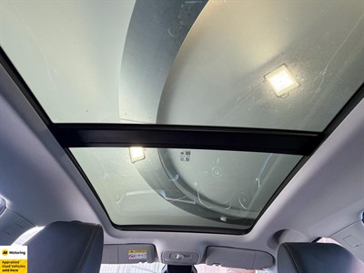 2023 MG ZS - Thumbnail