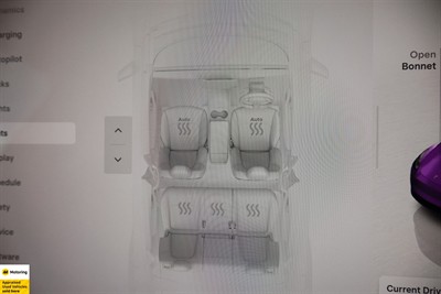 2022 Tesla Model Y - Thumbnail