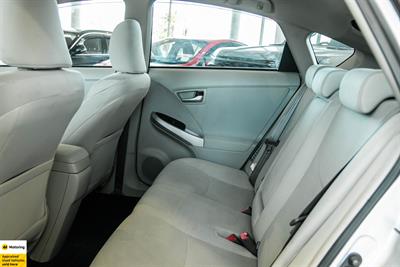 2013 Toyota Prius - Thumbnail