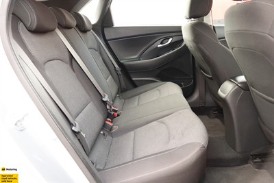 2022 Hyundai i30 - Thumbnail