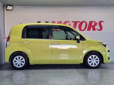 2013 Toyota Spade - Thumbnail