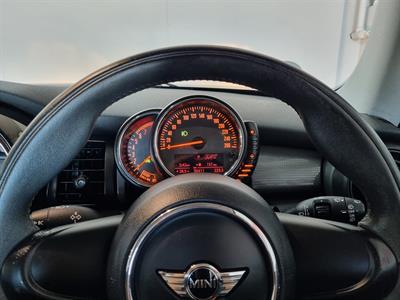2015 Mini Cooper - Thumbnail