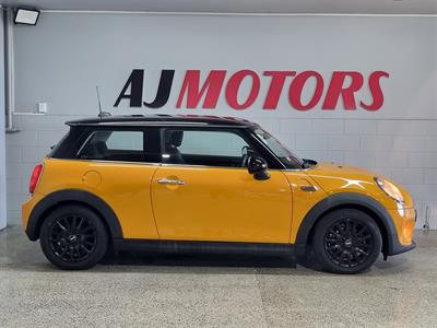 2015 Mini Cooper - Thumbnail