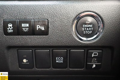 2014 Toyota Vellfire - Thumbnail