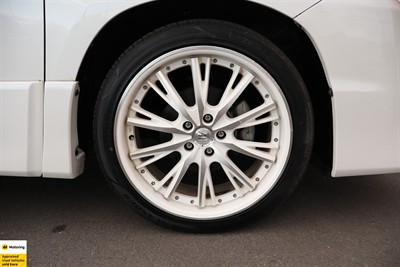 2014 Toyota Vellfire - Thumbnail