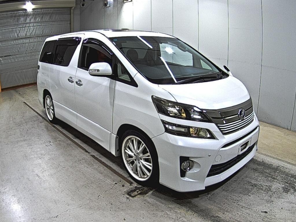 2014 Toyota Vellfire