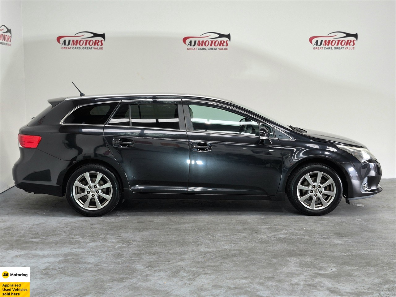 2013 Toyota Avensis