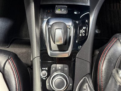 2015 Mazda Axela - Thumbnail