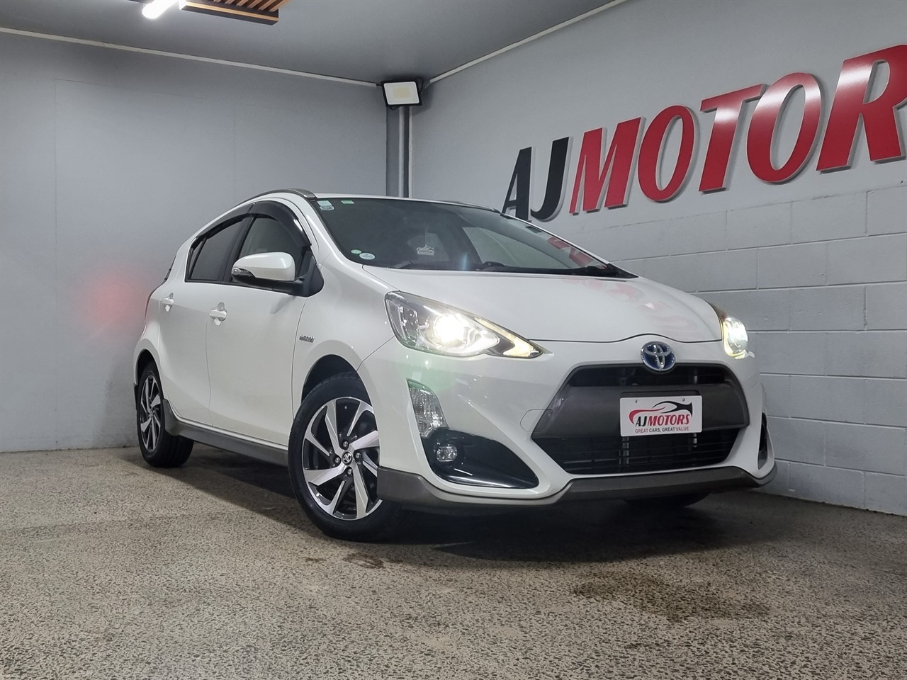 2015 Toyota Aqua