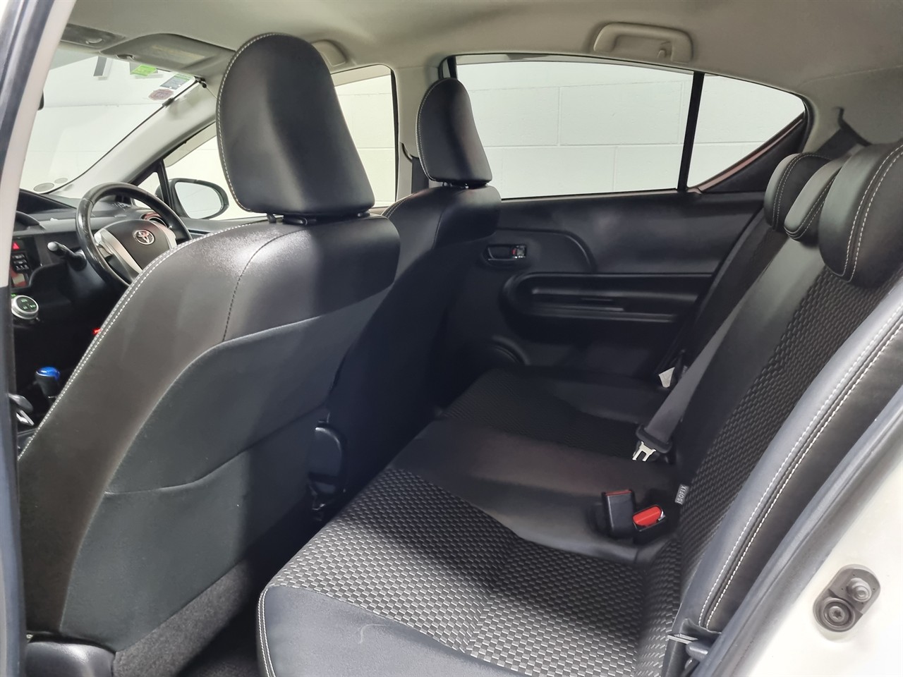 2015 Toyota Aqua