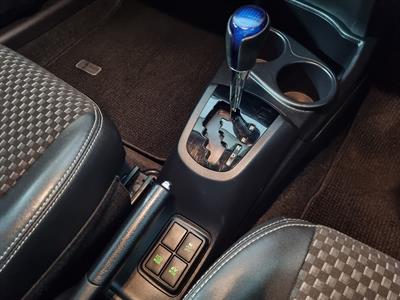 2015 Toyota Aqua - Thumbnail