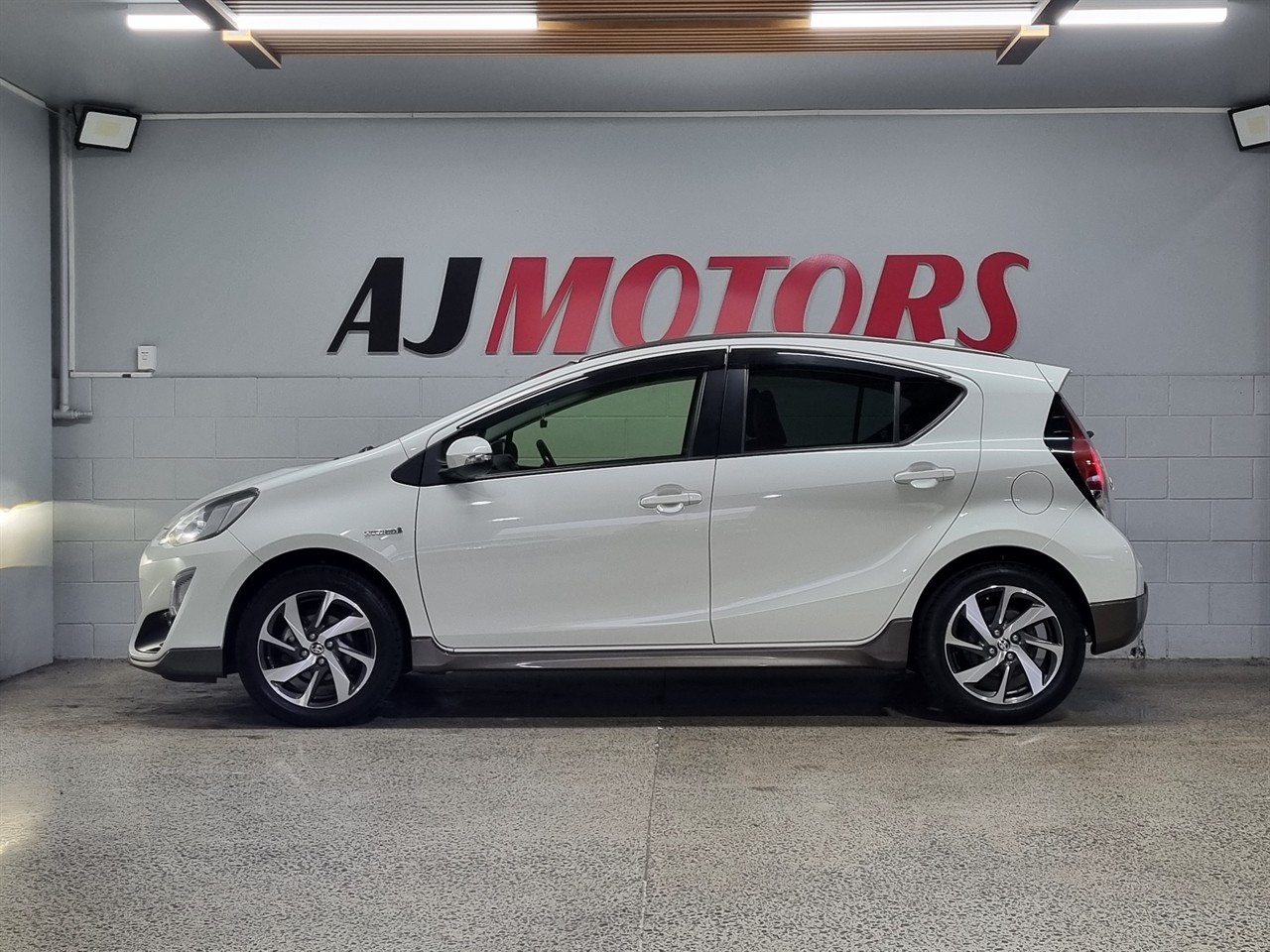 2015 Toyota Aqua