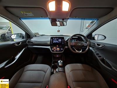 2023 Hyundai IONIQ - Thumbnail