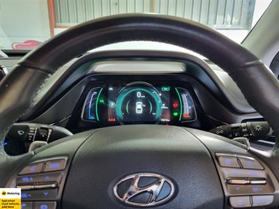 2023 Hyundai IONIQ - Thumbnail