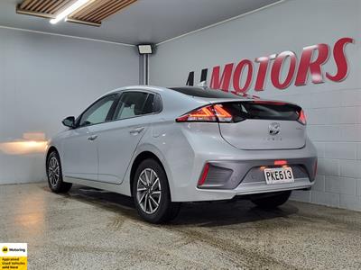2023 Hyundai IONIQ - Thumbnail