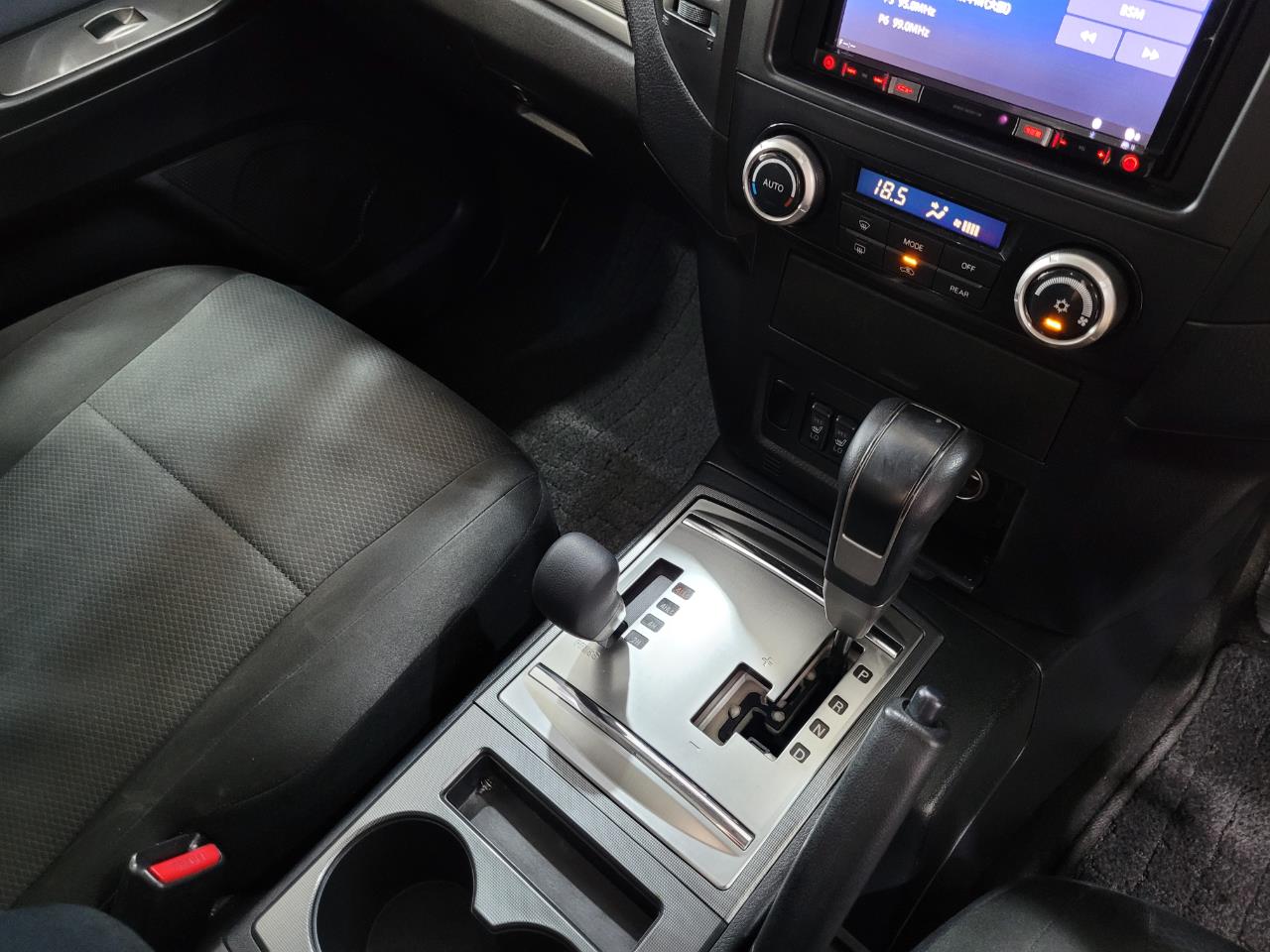 2008 Mitsubishi Pajero