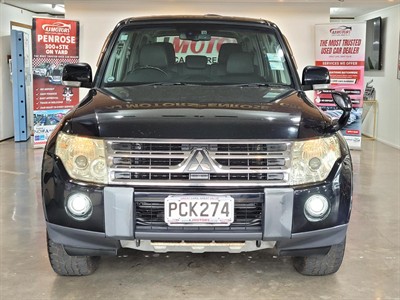 2008 Mitsubishi Pajero - Thumbnail