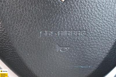 2015 Suzuki Swift - Thumbnail