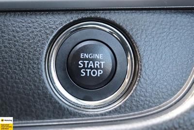 2015 Suzuki Swift - Thumbnail