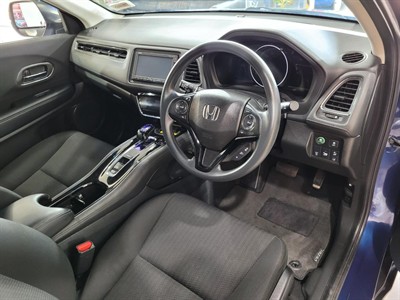 2017 Honda Vezel - Thumbnail