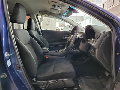 2017 Honda Vezel - Thumbnail