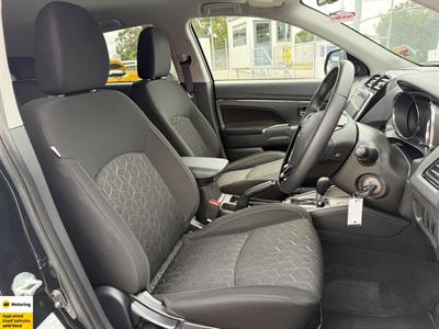 2024 Mitsubishi ASX - Thumbnail