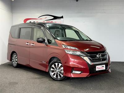 2017 Nissan Serena - Thumbnail