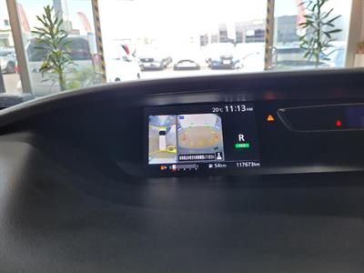 2017 Nissan Serena - Thumbnail