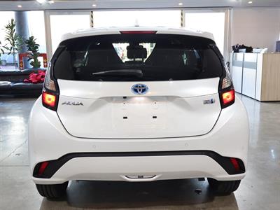 2021 Toyota Aqua - Thumbnail