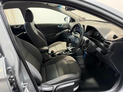 2022 Hyundai IONIQ - Thumbnail