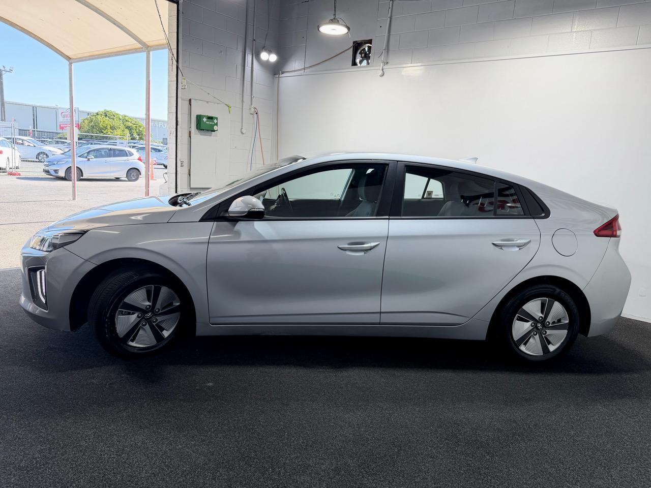 2022 Hyundai IONIQ
