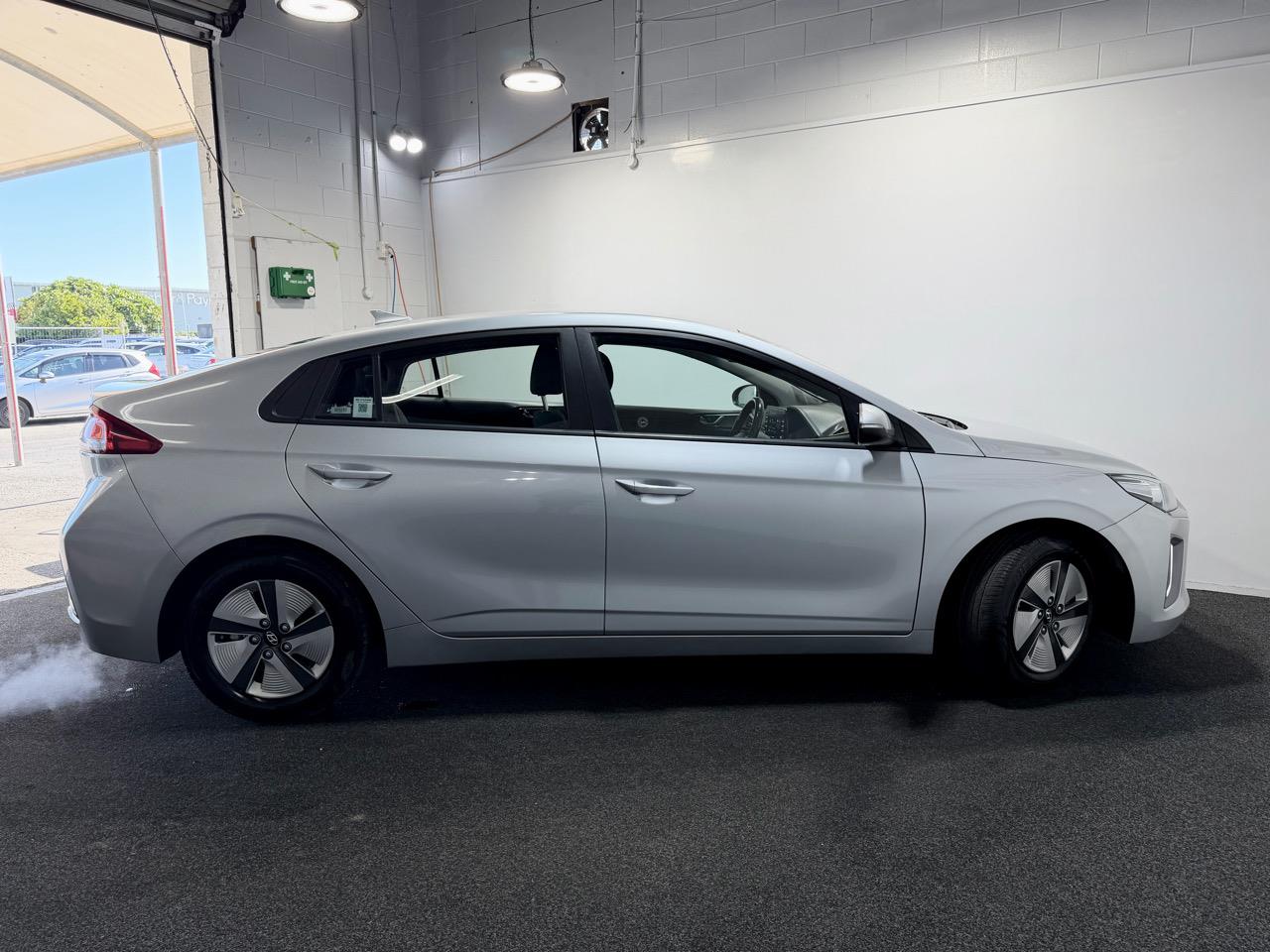 2022 Hyundai IONIQ