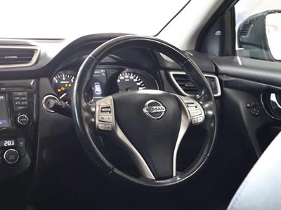 2017 Nissan Qashqai - Thumbnail