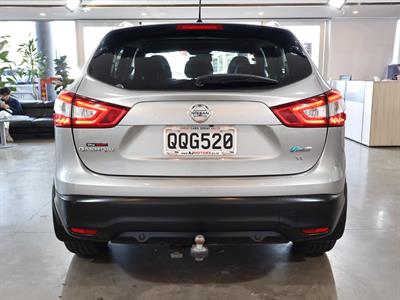 2017 Nissan Qashqai - Thumbnail