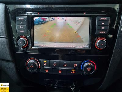 2022 Nissan X-Trail - Thumbnail