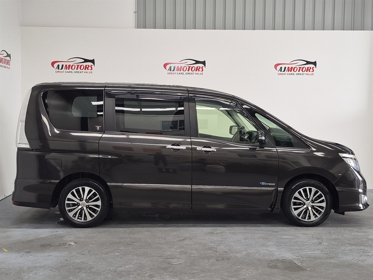 2015 Nissan Serena