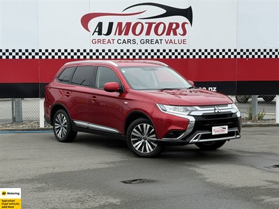 2021 Mitsubishi Outlander - Thumbnail