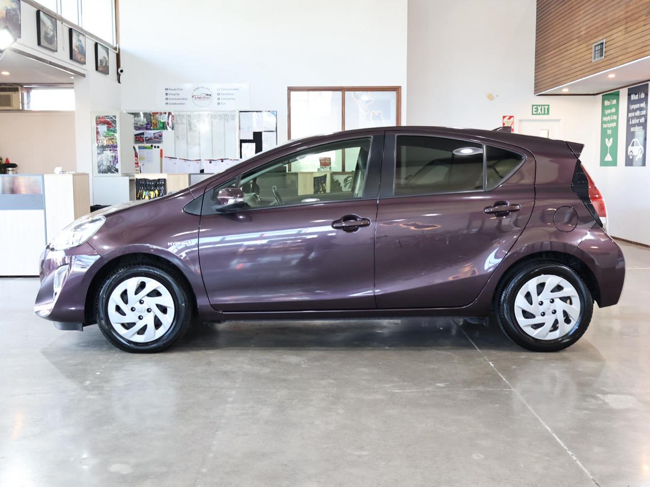 2016 Toyota Aqua