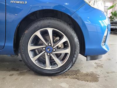 2014 Toyota Aqua - Thumbnail