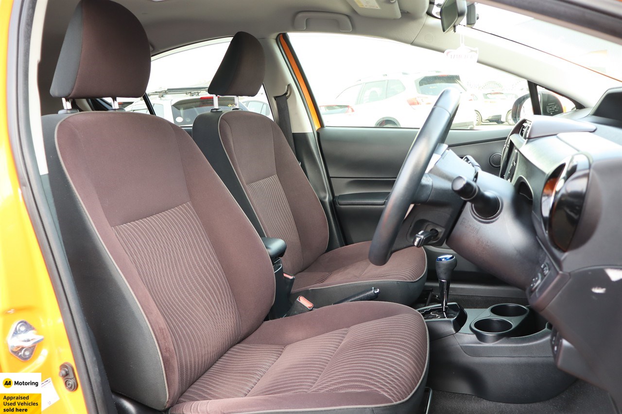 2015 Toyota Aqua