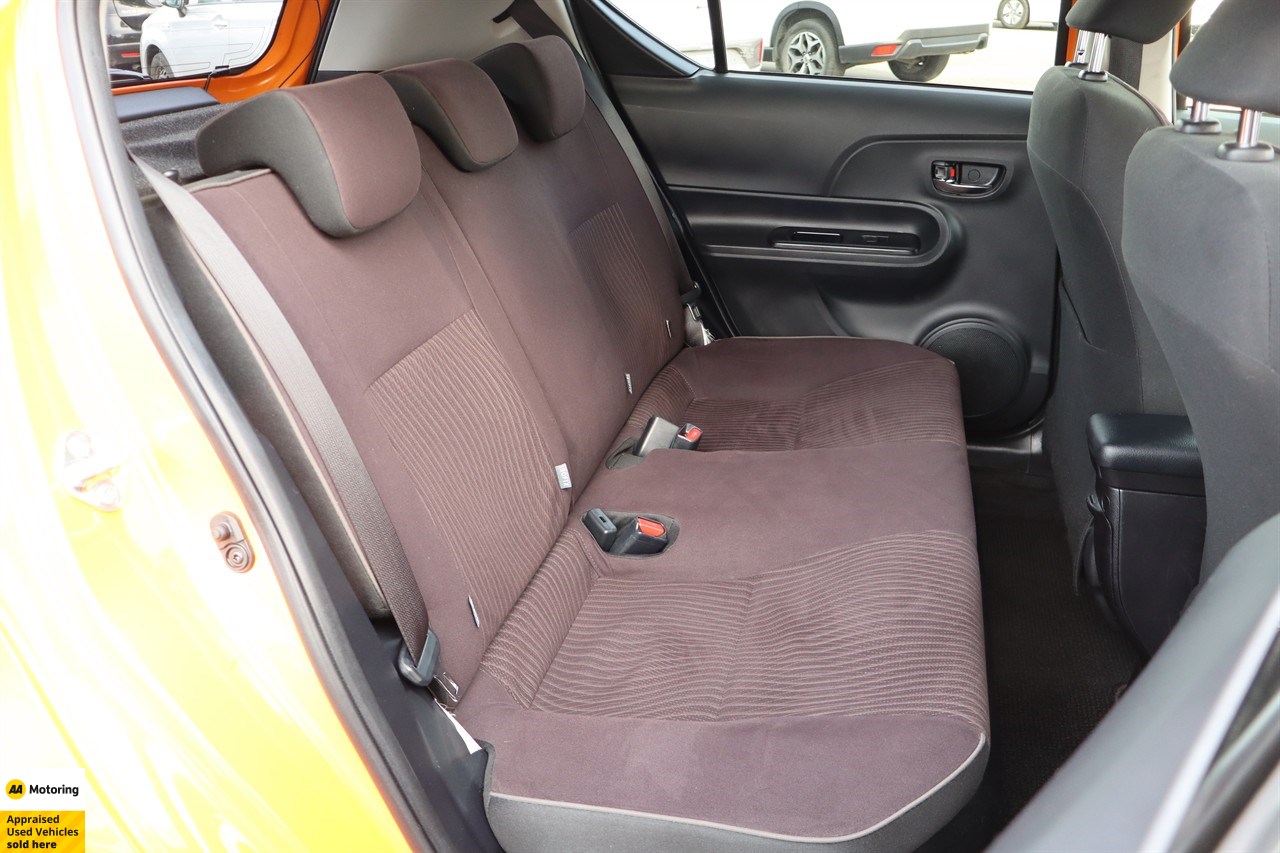 2015 Toyota Aqua