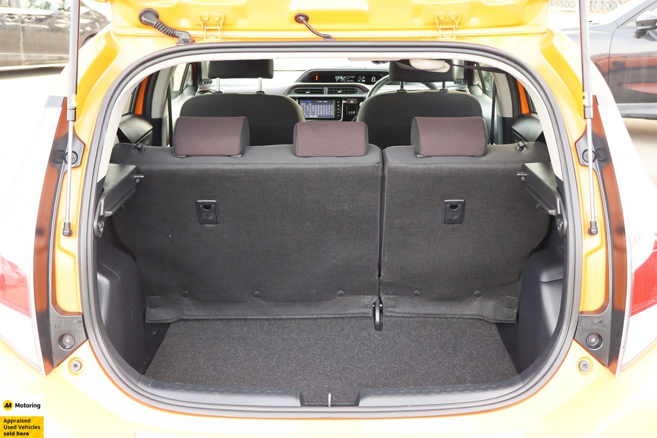 2015 Toyota Aqua