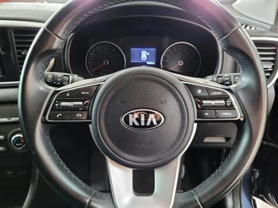 2021 Kia Sportage - Thumbnail