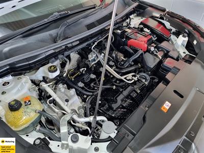 2023 Mitsubishi Outlander - Thumbnail