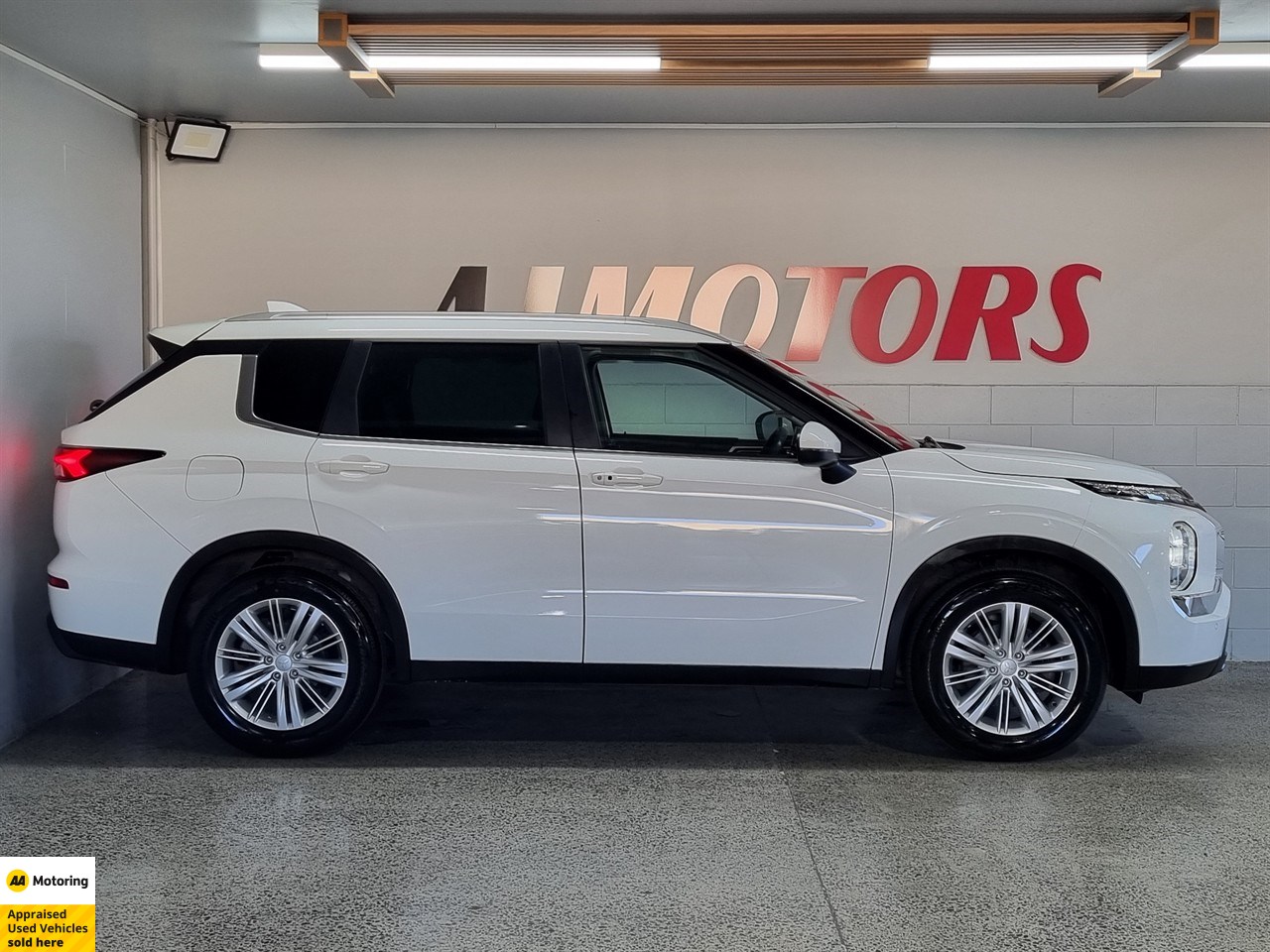 2023 Mitsubishi Outlander