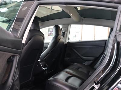 2021 Tesla Model 3 - Thumbnail