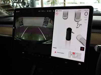 2021 Tesla Model 3 - Thumbnail