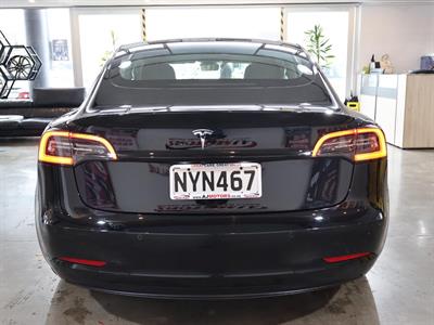 2021 Tesla Model 3 - Thumbnail