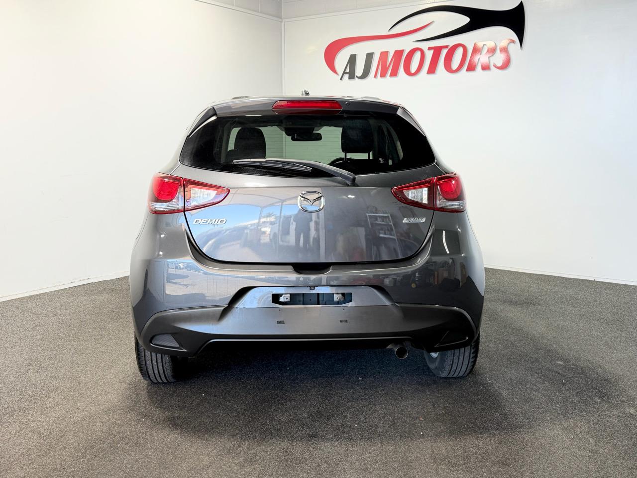 2015 Mazda Demio